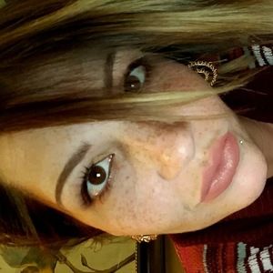 Meet your Posher, Kaitlin